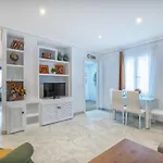 Zafiro Apartment&Parking In The Historical Centre